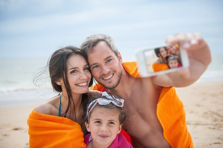 Keep Your Vacation to Yourself! Post Your Pics After You’re Home so You’re not Advertising an Empty House